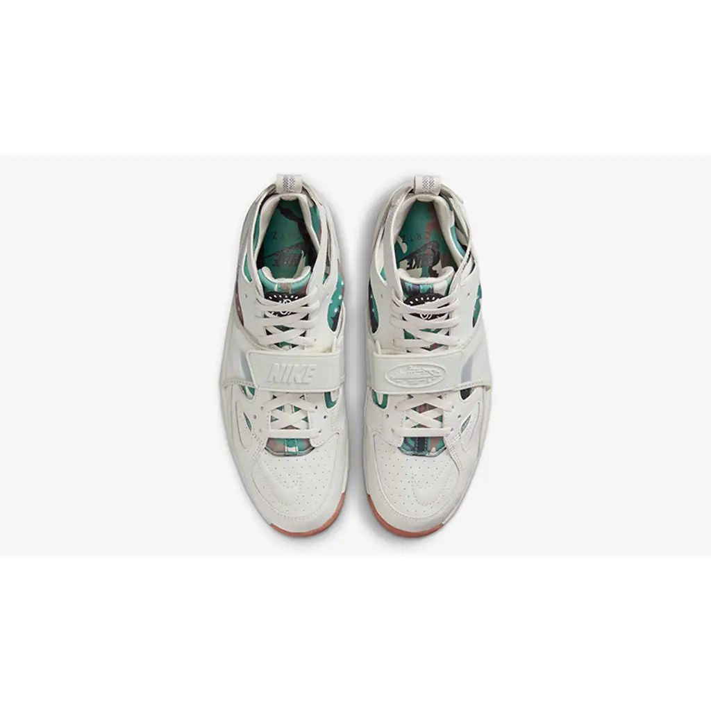 Corteiz x Nike Air Trainer Huarache Light Bone