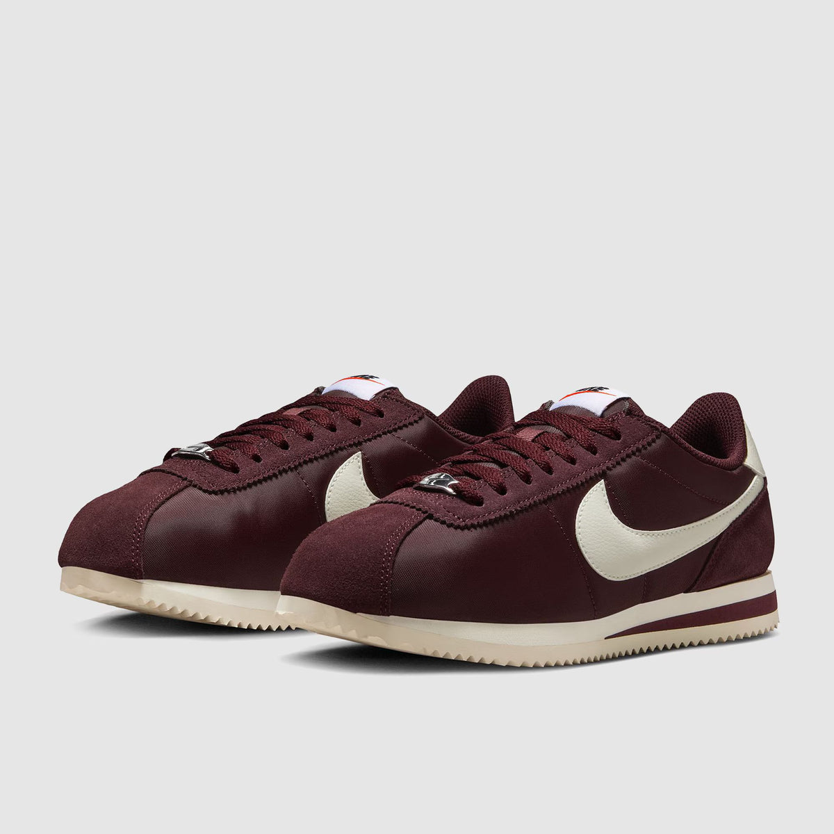 Nike Sportswear Womens Cortez Textile